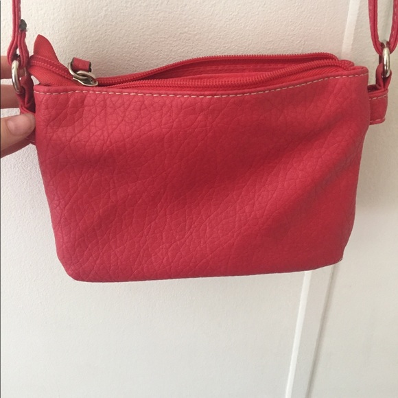 Pink crossbody Purse - Picture 5 of 5